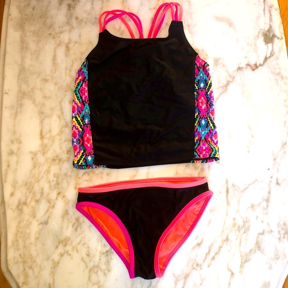 Girls' 2-Piece Tankini Swimsuit - Picture 1 of 8
